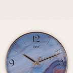 Elegant wall clock